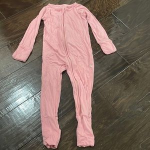 Little sleepies solid pink 6-12 zippy